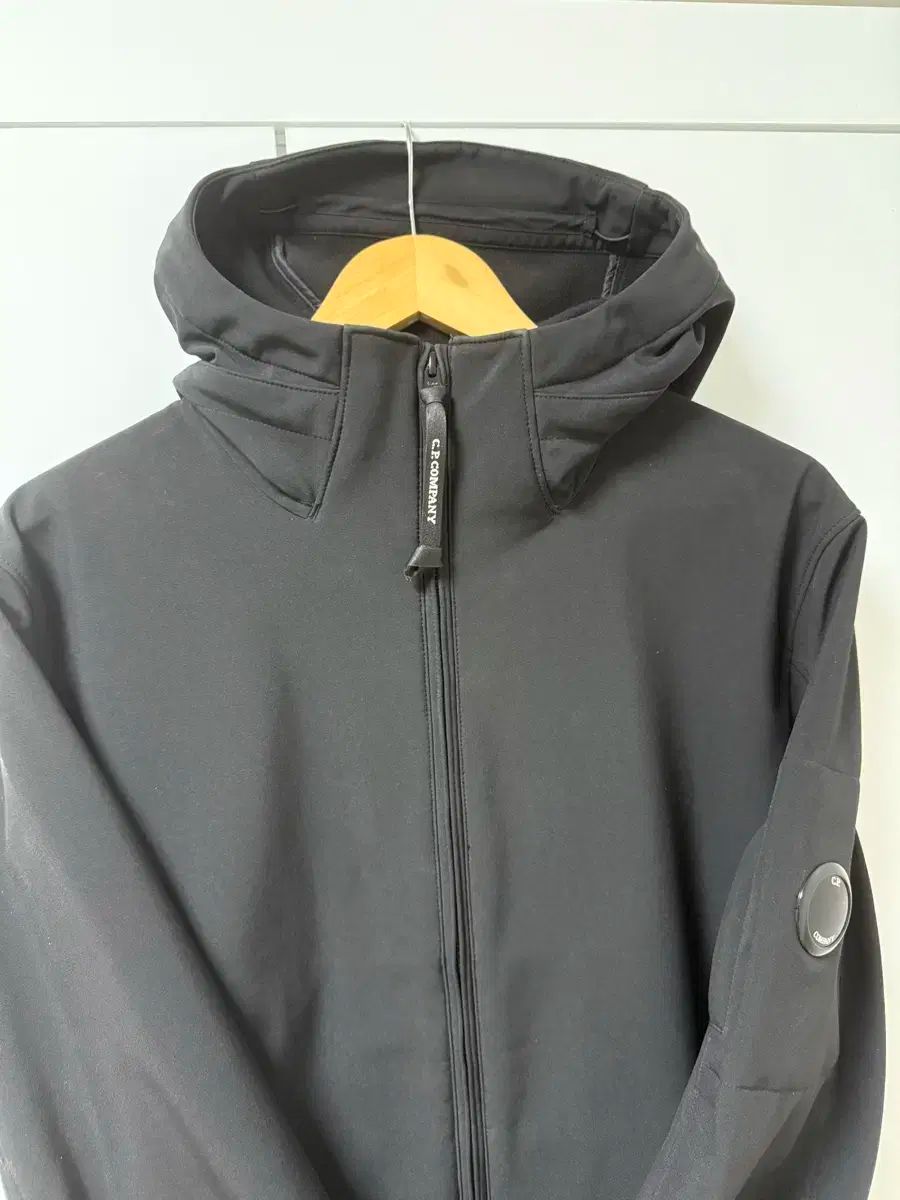 C.P. COMPANY シーピーカンパニー シェル-r フードジャケット