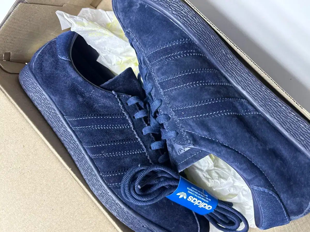 アディダス トバコ ネイビー 260