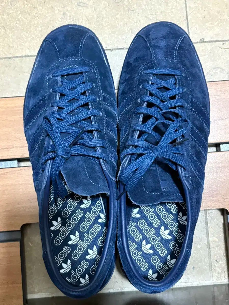 アディダス トバコ ネイビー 260