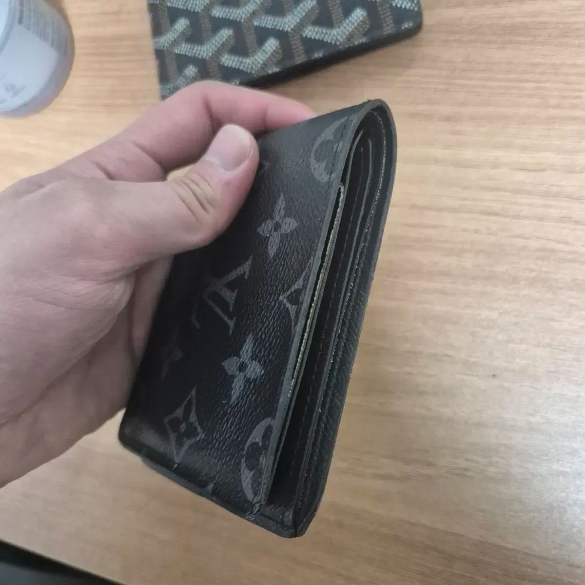  ルイヴィトン エクリプス 二つ折り財布 長財布 小物