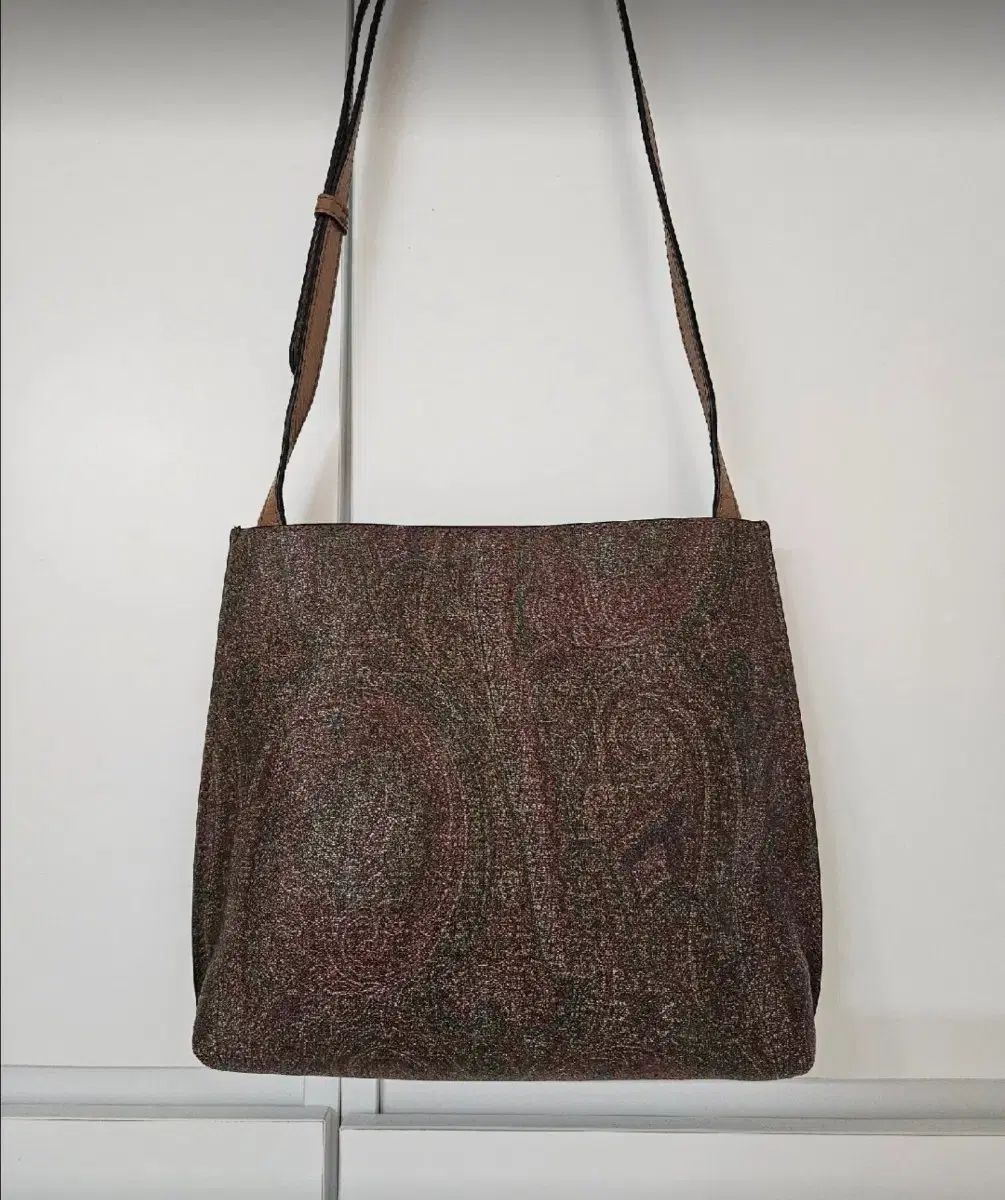 イタリア クロスバッグ