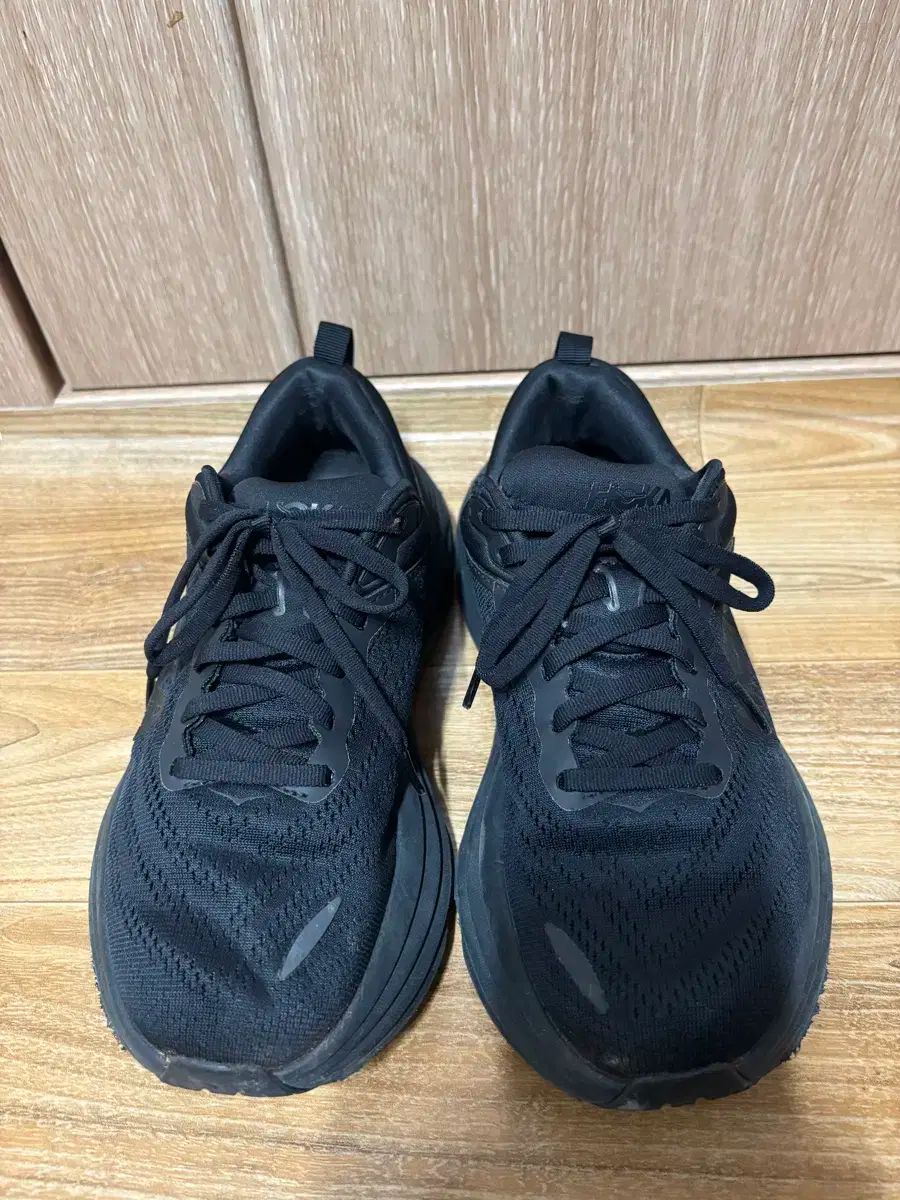  HOKA ONE ボンダイ8 ワイド 235 スニーカー 靴