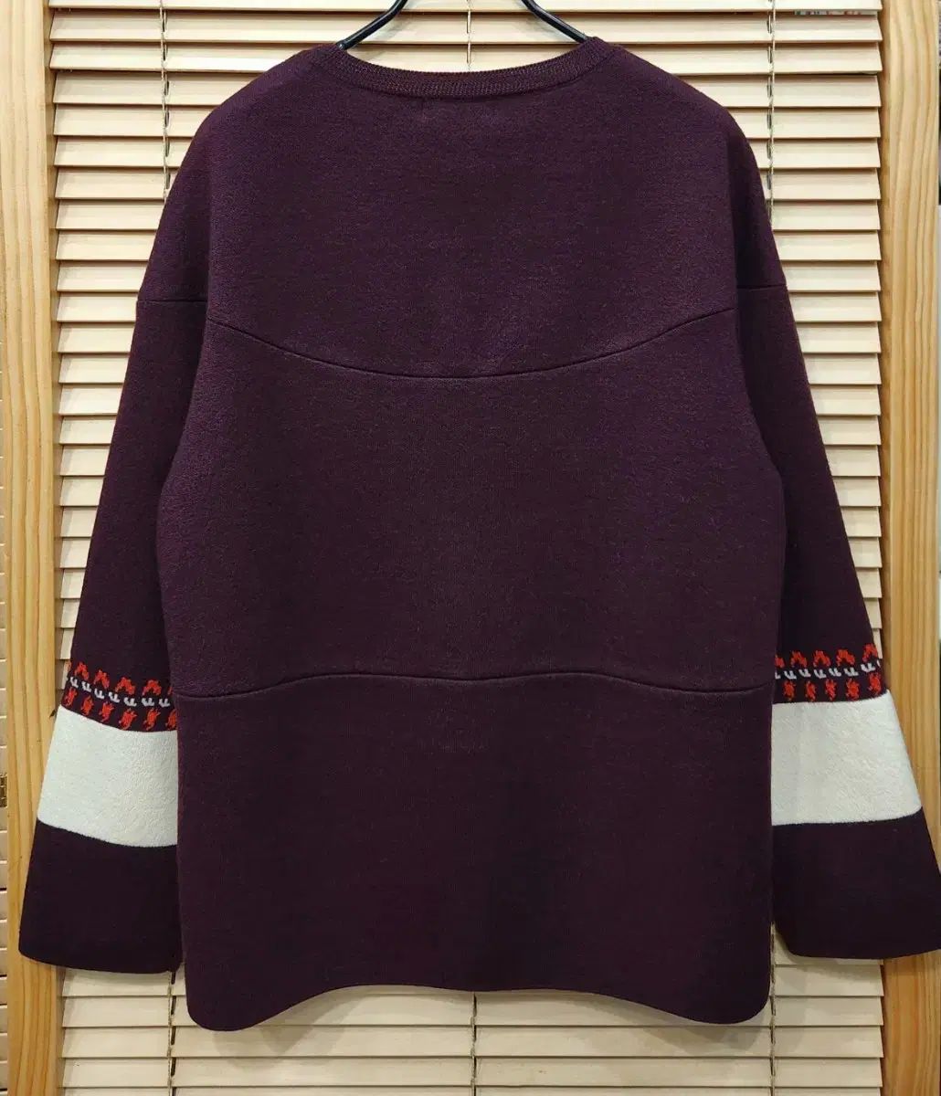 SJSJ ラウンドパータンニット