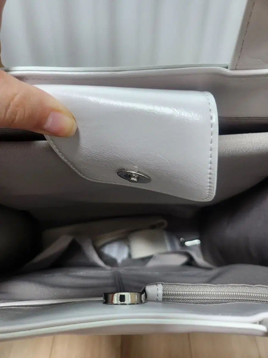 オーブヌール ノートパソコン バッグ ホワイト