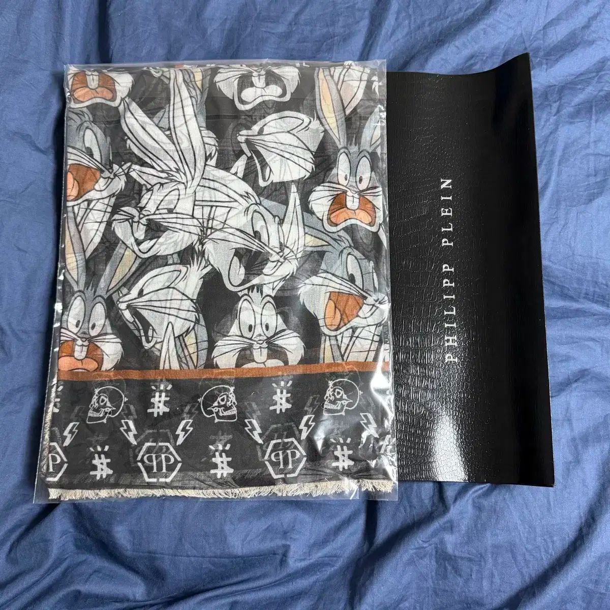 OS PHILIPP PLEIN フィリッププレイン モダール シルク BUNNY マフラー ブラック