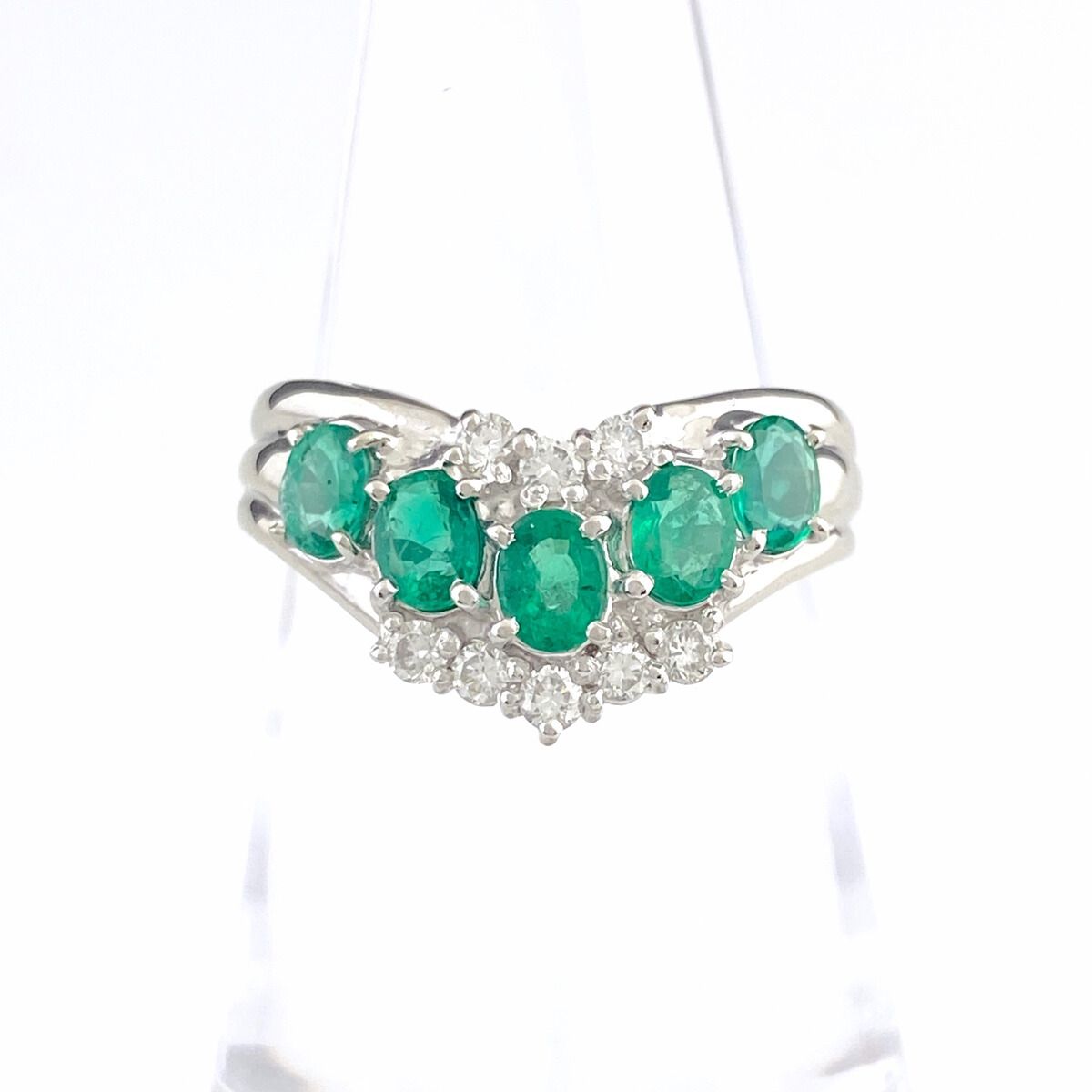 エメラルド デザインリング プラチナ 指輪 メレダイヤ リング 13号 Pt900 エメラルド ダイヤモンド レディース