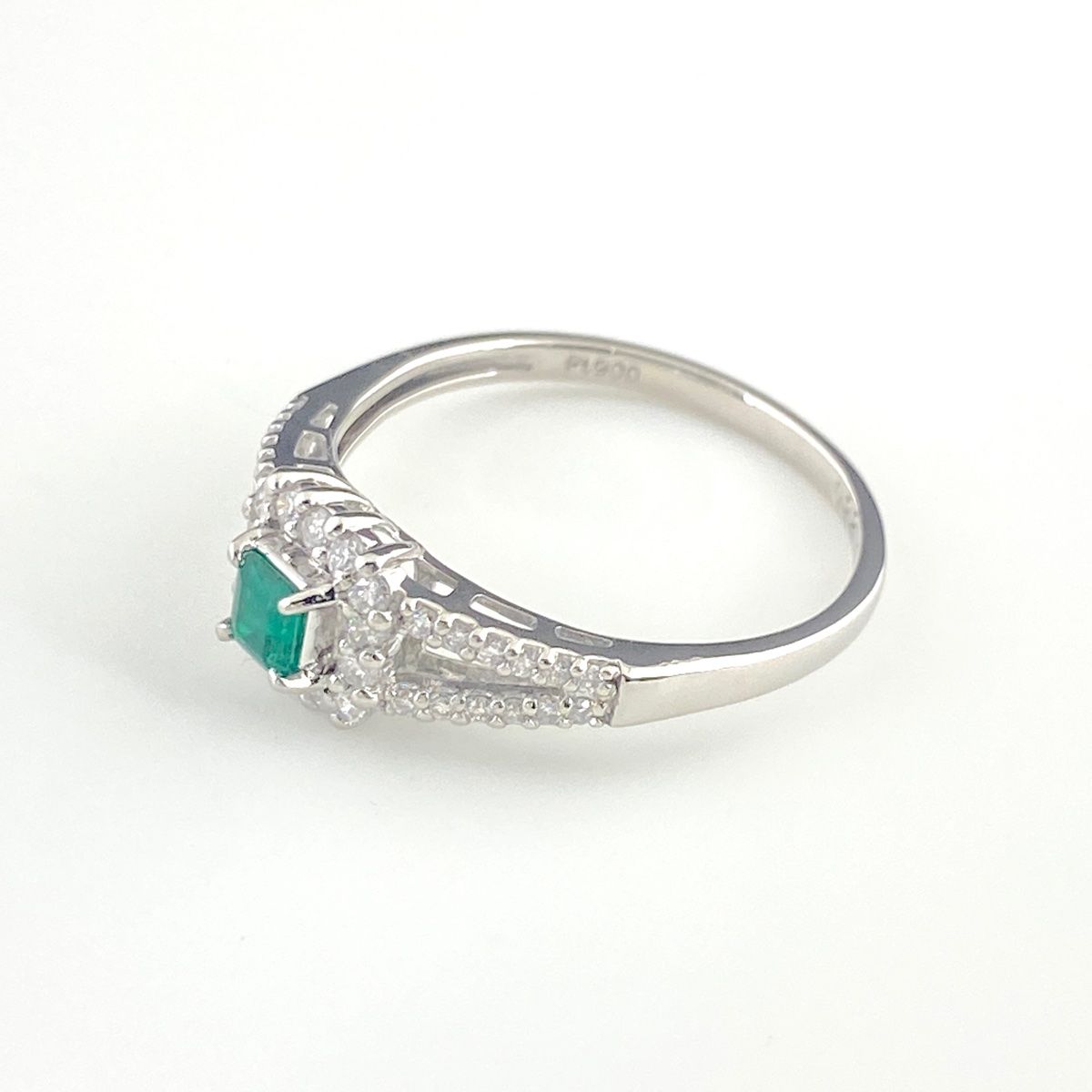 エメラルド デザインリング プラチナ 指輪 メレダイヤ リング 16.5号 Pt900 エメラルド ダイヤモンド レディース