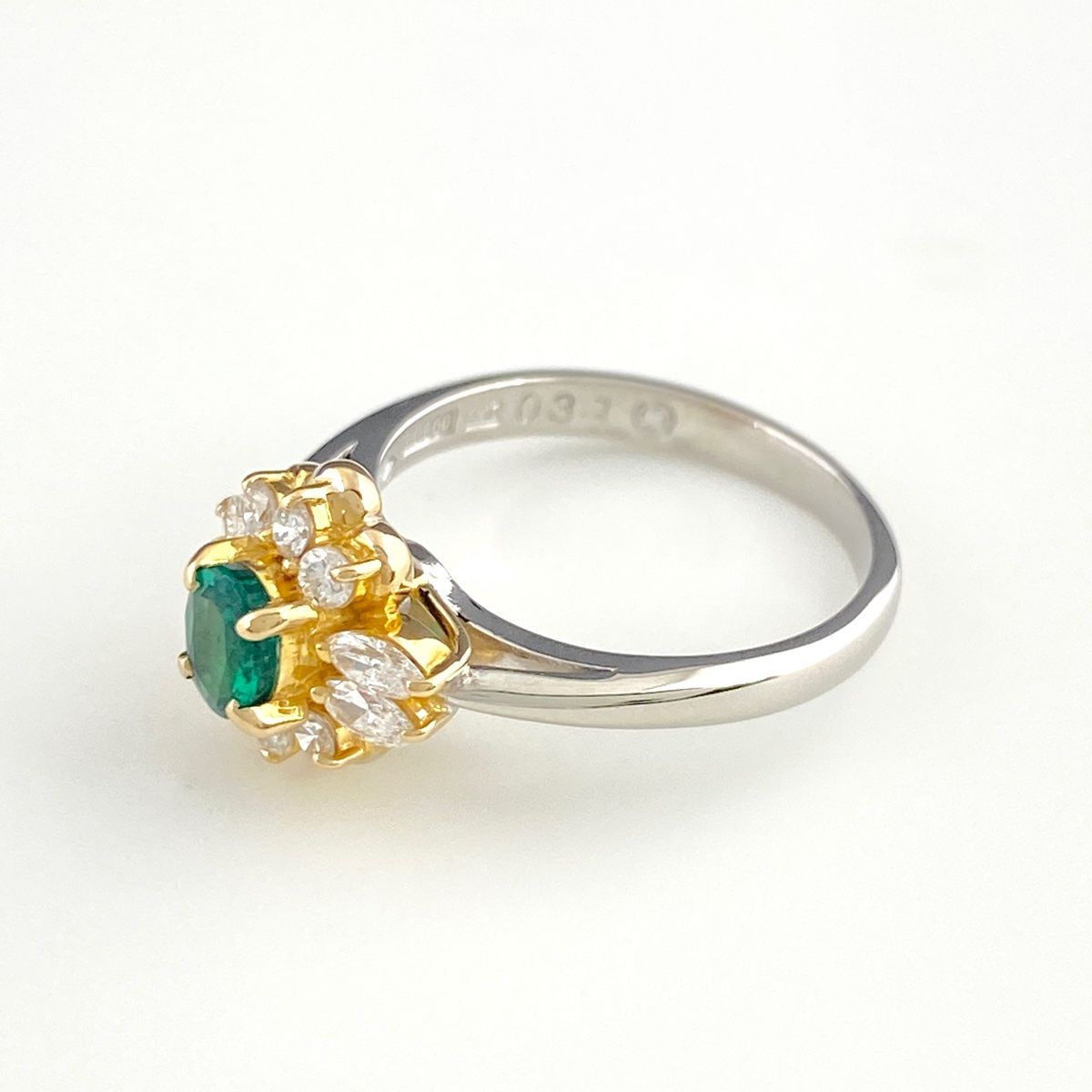 エメラルド デザインリング プラチナ YG イエローゴールド 指輪 メレダイヤ リング 9号 Pt900 エメラルド ダイヤモンド レディース