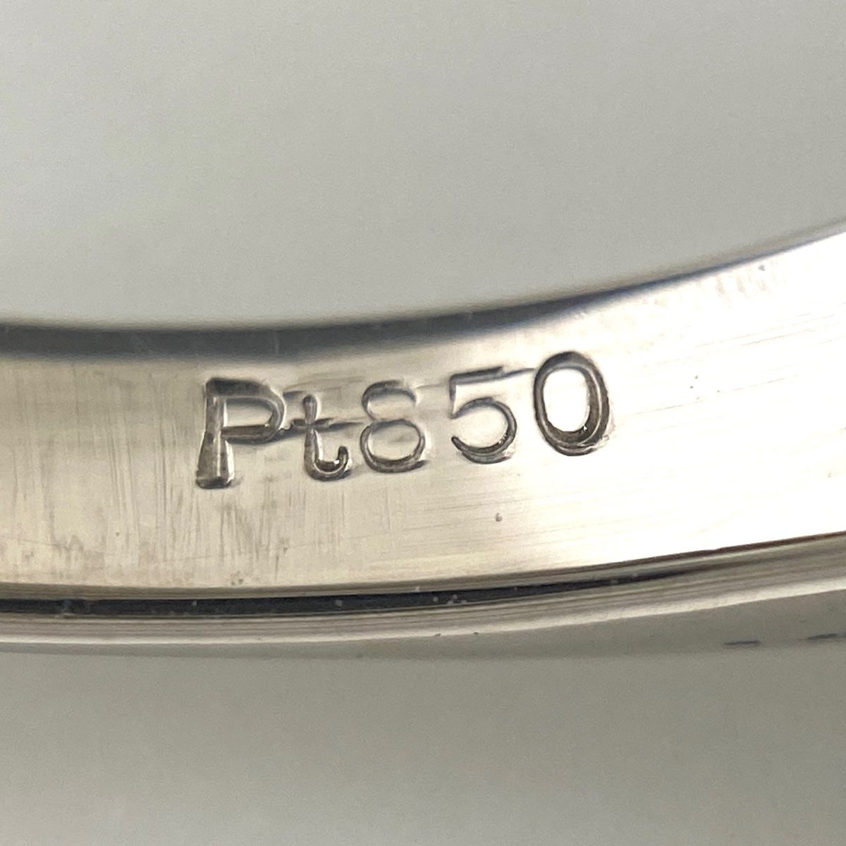 エメラルド デザインリング プラチナ 指輪 メレダイヤ リング 10.5号 Pt850 エメラルド ダイヤモンド レディース FORTGASGNV_COM_BR