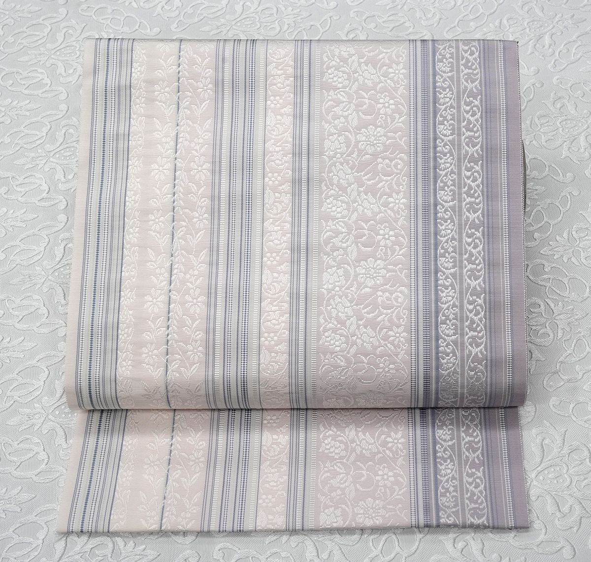 未仕立 博多帯 黒木織物 八寸 名古屋帯 小花更紗柄 薄紫系 仕立代込