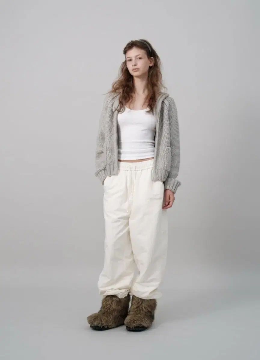 ザ バーネット スナーグルパンツ アイボリー