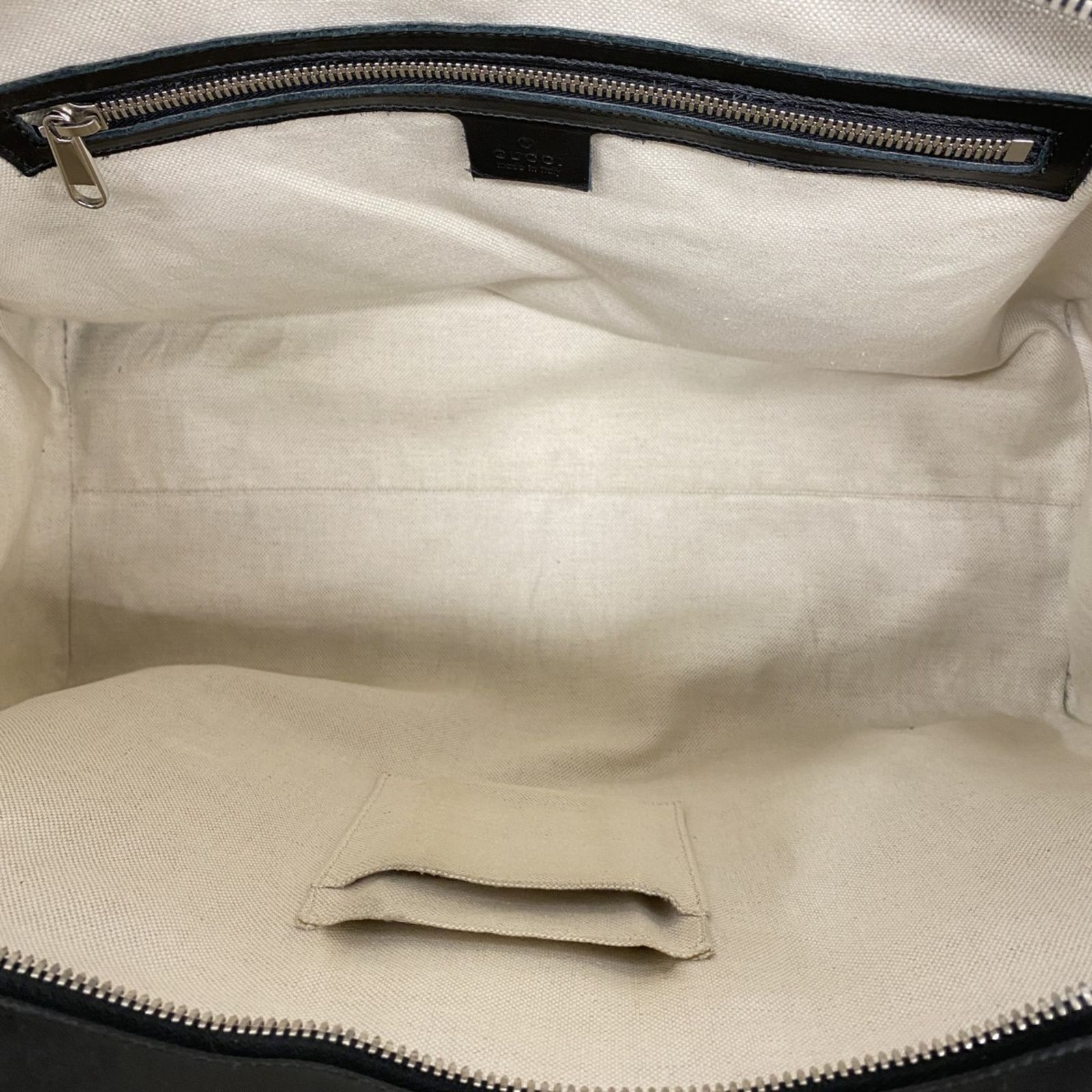 ボストンバッグ