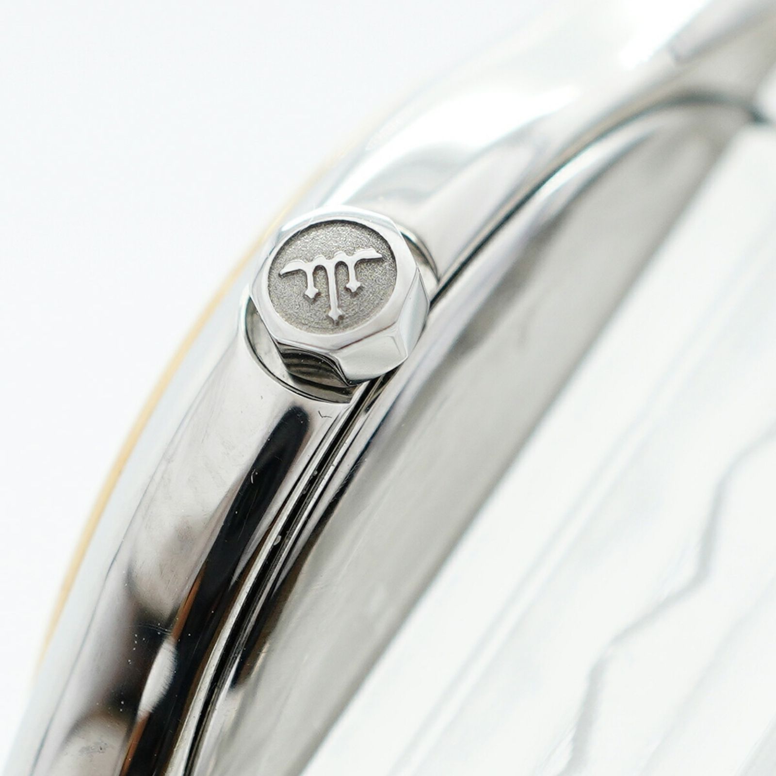 アイボリー文字盤腕時計 レディース