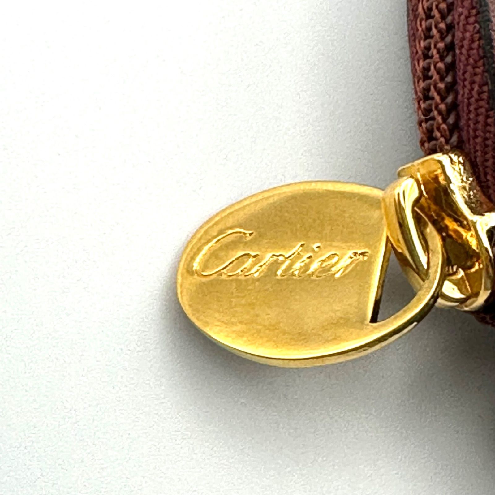 ラウンドファスナー シンプル