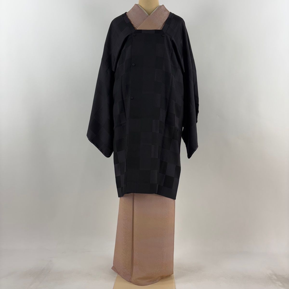 道行 身丈99cm 裄丈68cm L 樋熊哲也 和装コート 角衿 落款 市松 縞 墨色 正絹