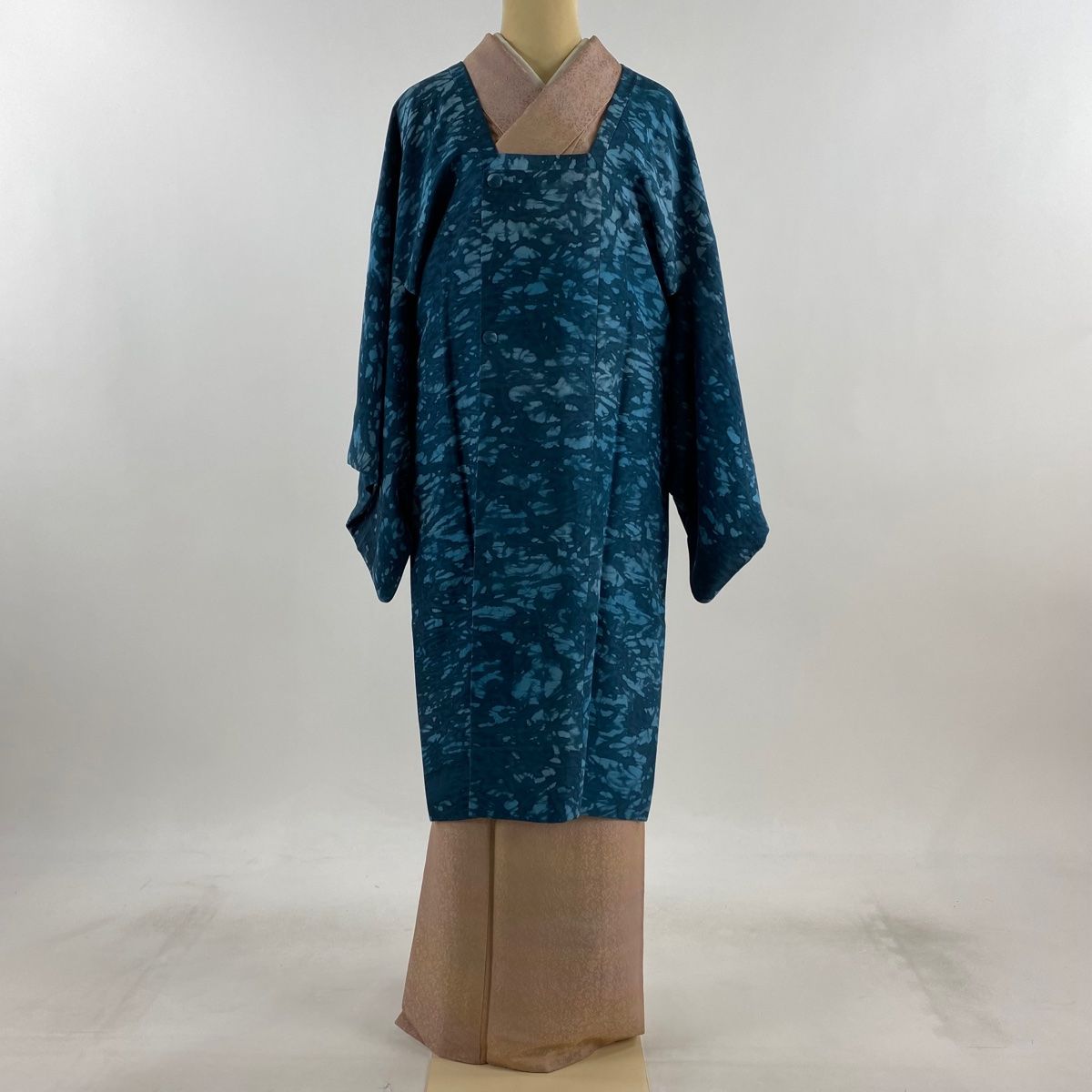 道行 身丈106cm 裄丈64.5cm M 和装コート 角衿 幾何学模様 青緑 正絹 秀品