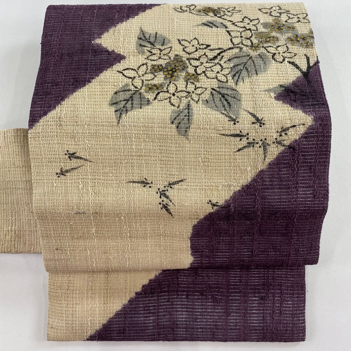 名古屋帯 秀品 紬地 草花 金彩 濃紫 正絹