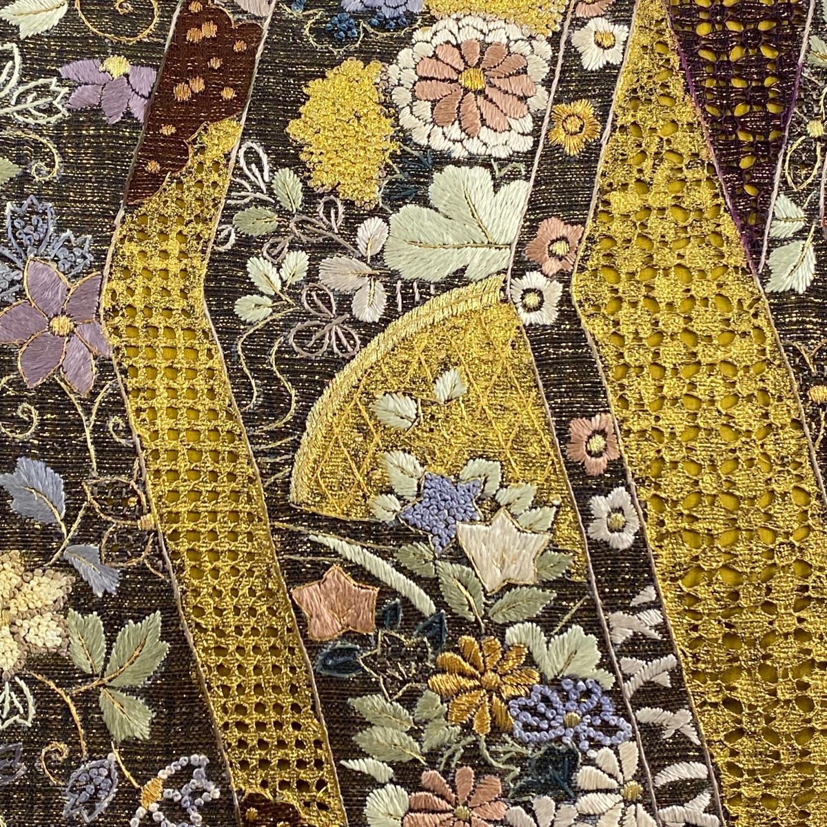 袋帯 やまと 草花 花唐草 刺繍 金糸 茶色 六通 正絹