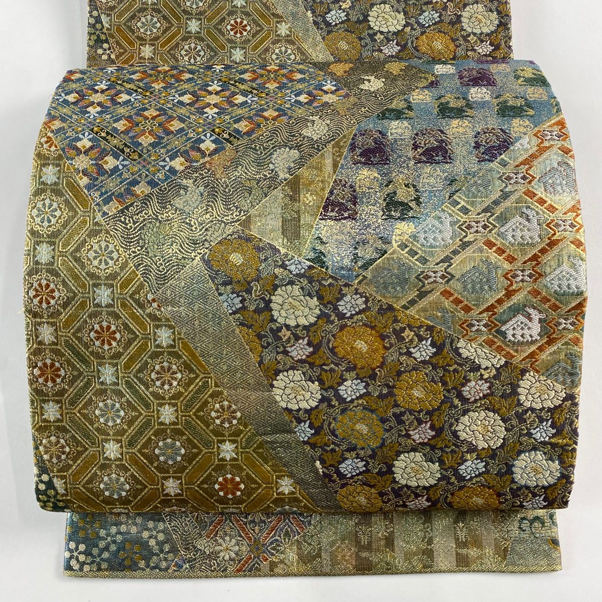 正倉院名物裂 連珠紋