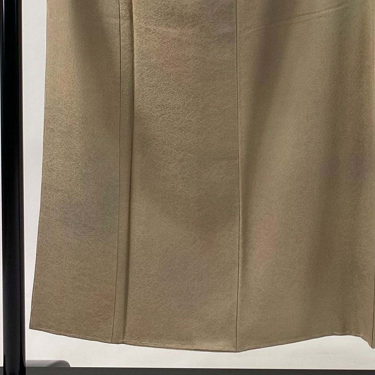 小紋 身丈151cm 裄丈62cm S 袷 落款 地紋 ぼかし 薄茶色 正絹 秀品 一つ紋