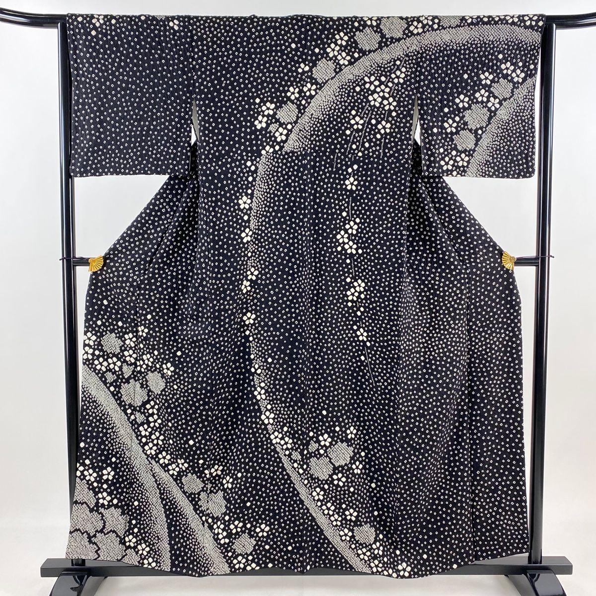 訪問着 身丈158cm 裄丈63.5cm S 袷 花 疋田 総絞り 黒 正絹 秀品