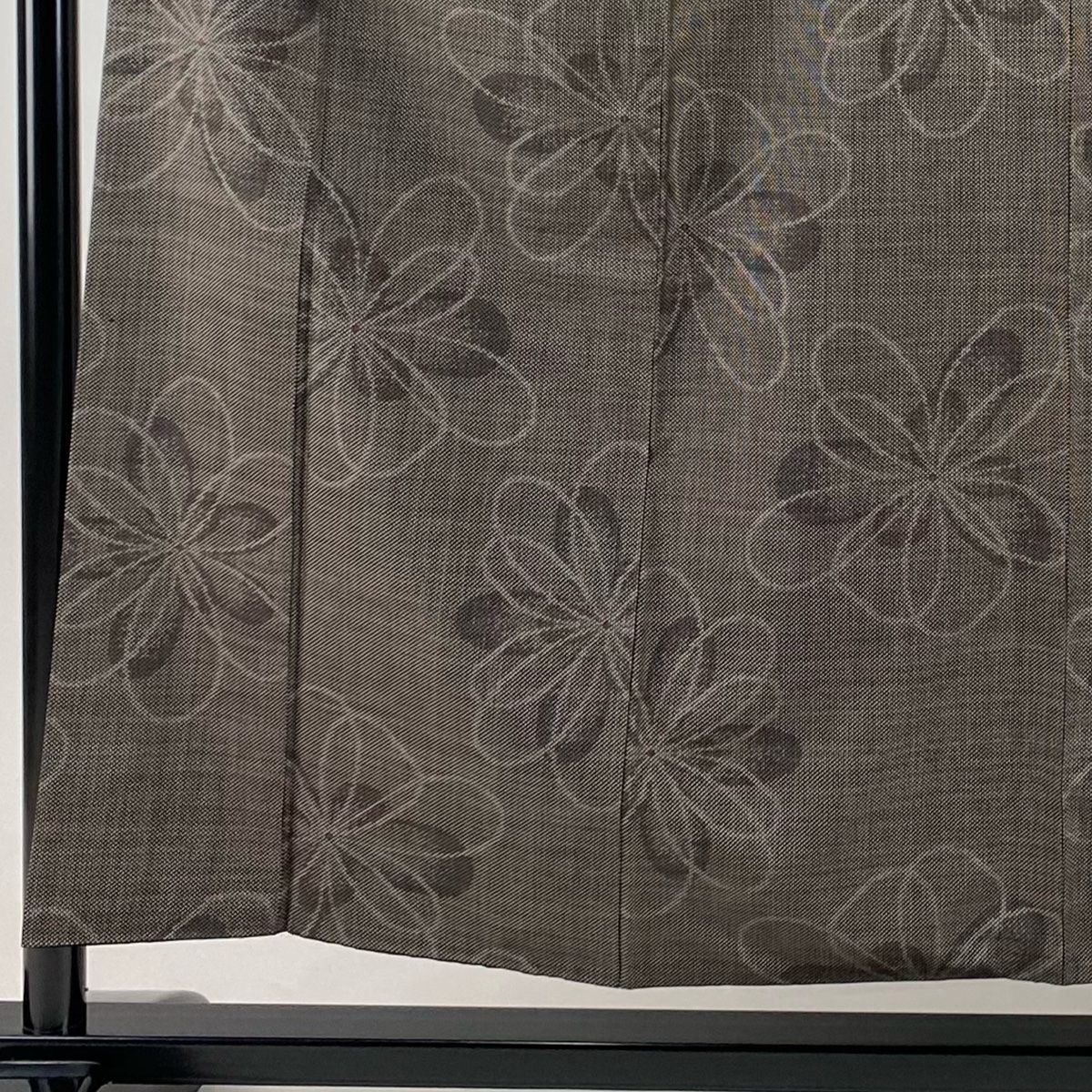 品質100％保証! 大島紬 身丈155.5cm 裄丈61.5cm S 袷 純泥染 鈴乃屋 証紙 花 焦茶色 正絹