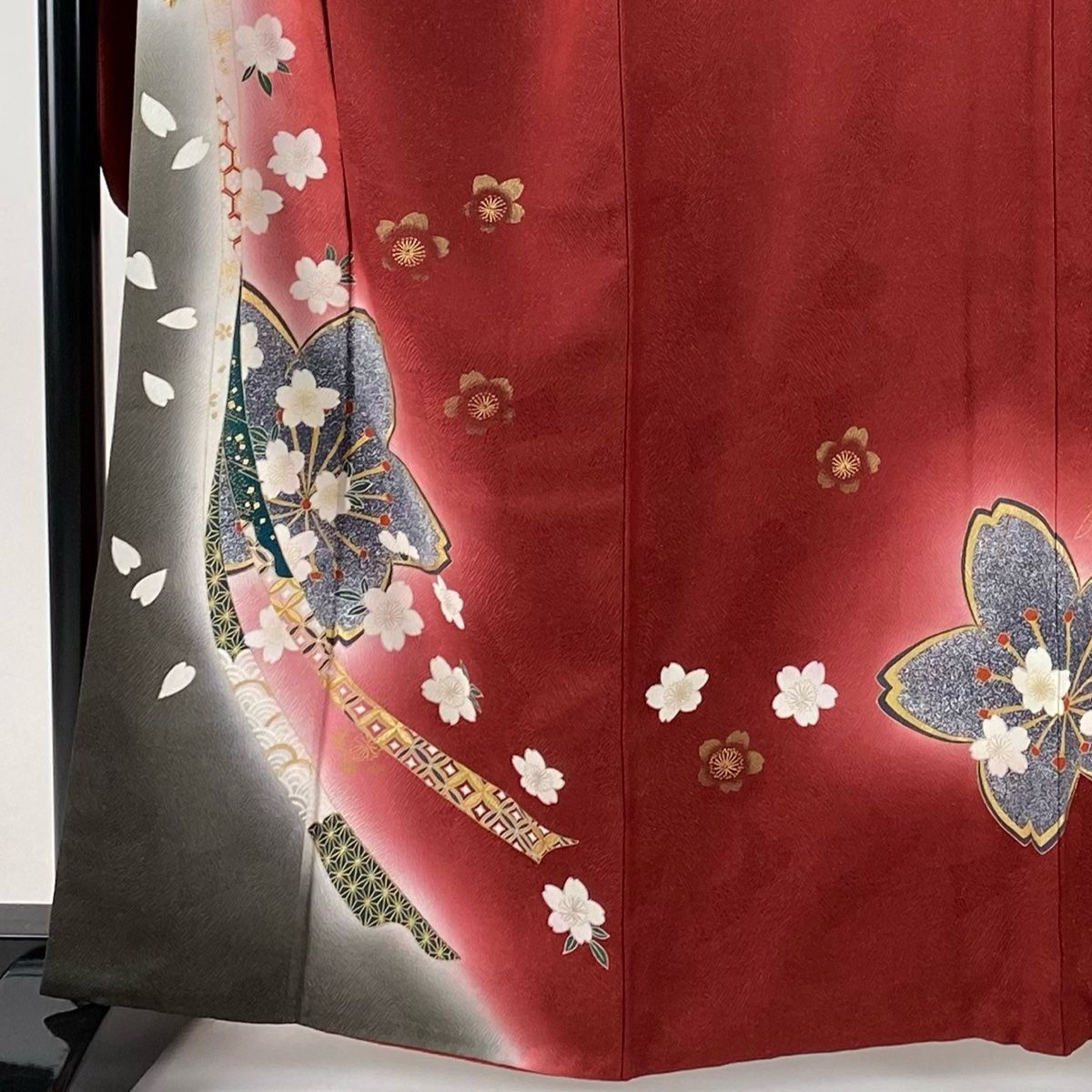 振袖 身丈161cm 裄丈67.5cm L 袷 桜 蔓帯 金彩 金通し えんじ色 正絹