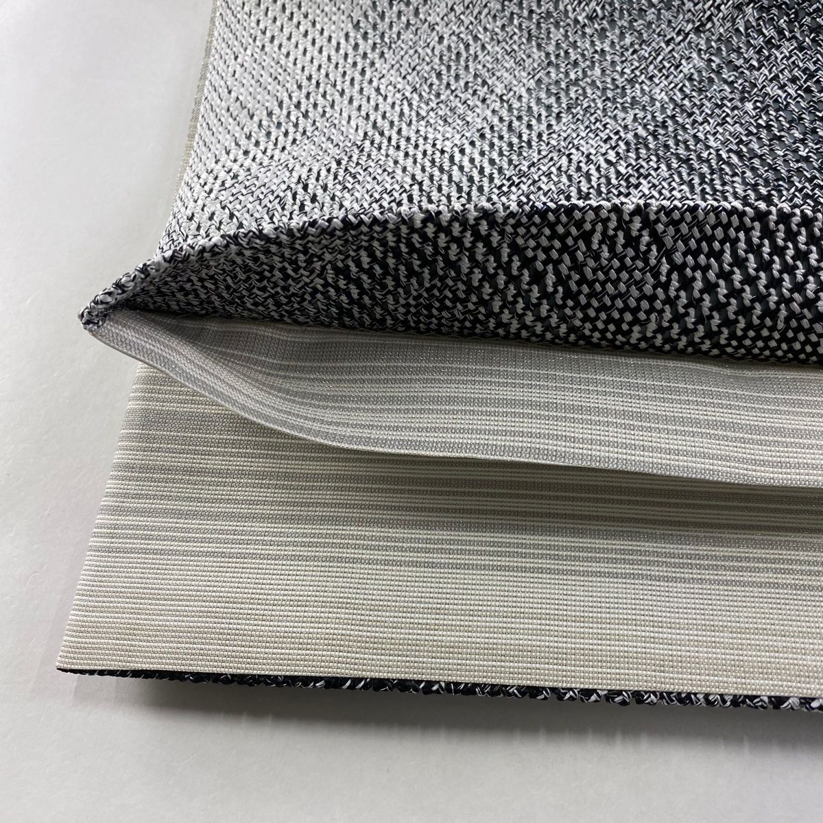 幾何学模様 銀糸