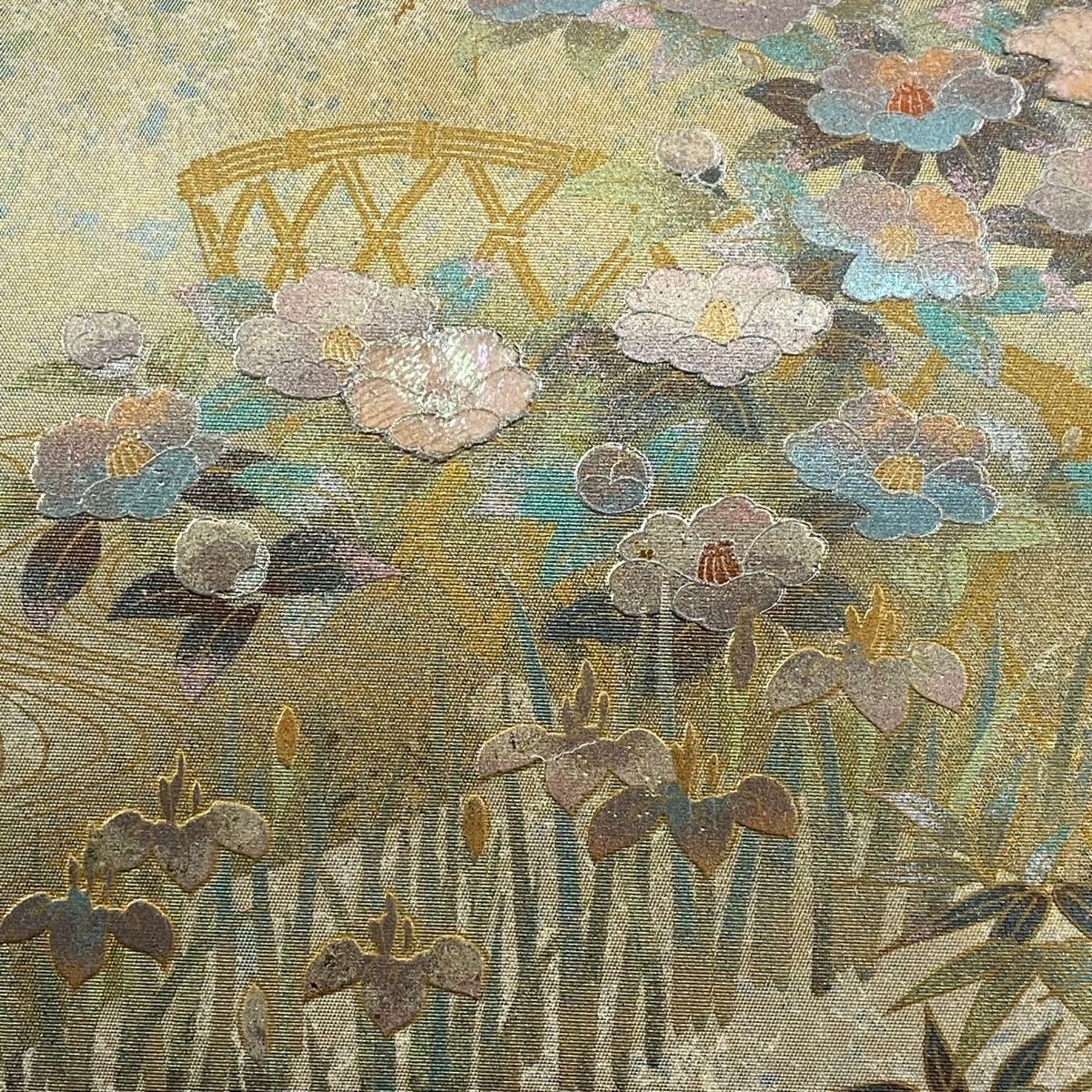 袋帯 落款 椿 流水 螺鈿 金銀彩 金色 お太鼓柄 正絹