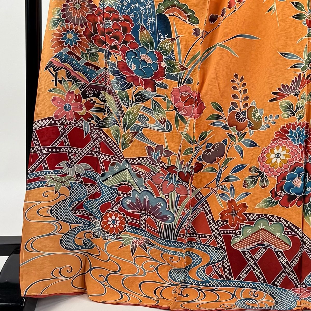振袖 身丈171.5cm 裄丈65cm 未仕立て 仮絵羽 牡丹 流水 縮緬 オレンジ 正絹