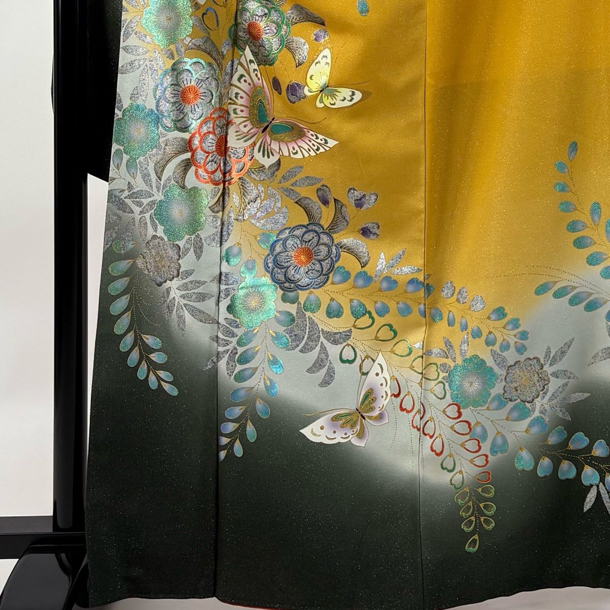 振袖 身丈167cm 裄丈69cm L 袷 草花 蝶 金通し 金銀彩 山吹色 正絹