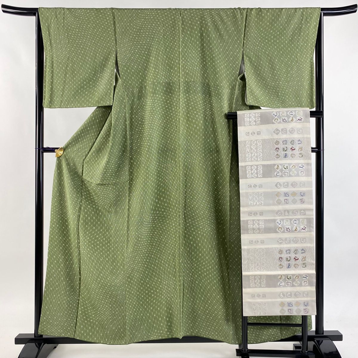 小紋 身丈157cm 裄丈67.5cm L 袷 名古屋帯セット 麻の葉 花 よもぎ色 正絹 秀品