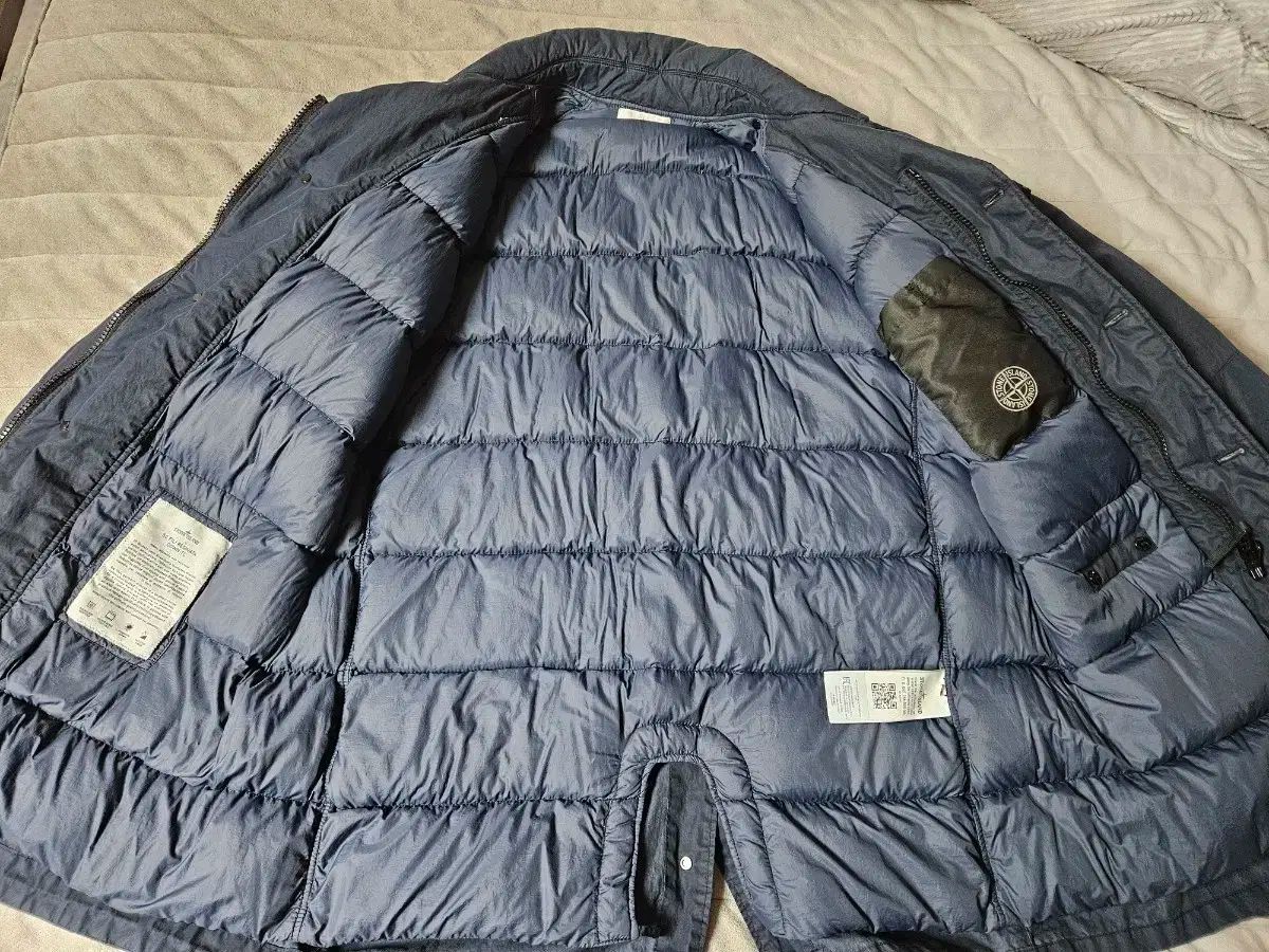 ストーンアイランド 50fili レジなな ダウンコート