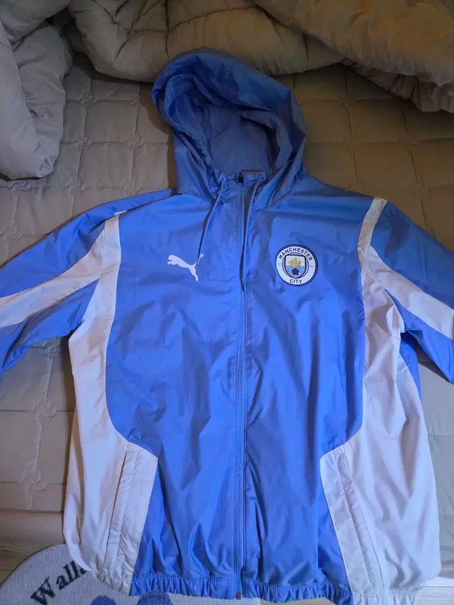 マンチェスターシティ ウィンドブレーカー M