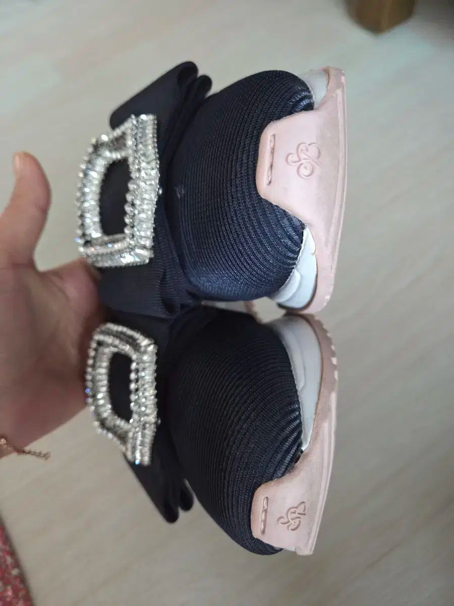 シューコンマボニー ムーンビーム3 240 サイズ