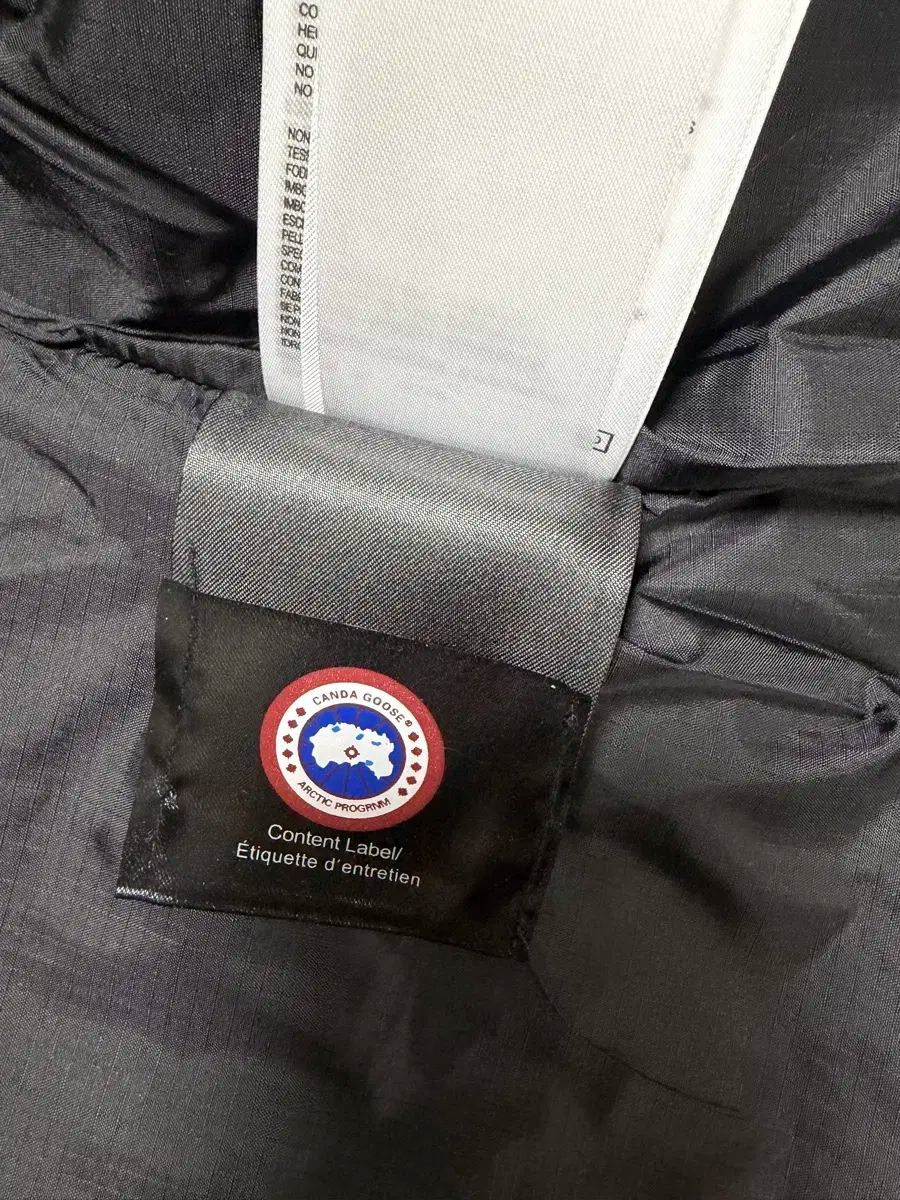 Canada Goose カナダグース ブラック ダウン ベスト