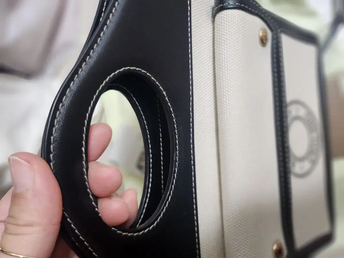 バーバリー ポケットバッグ