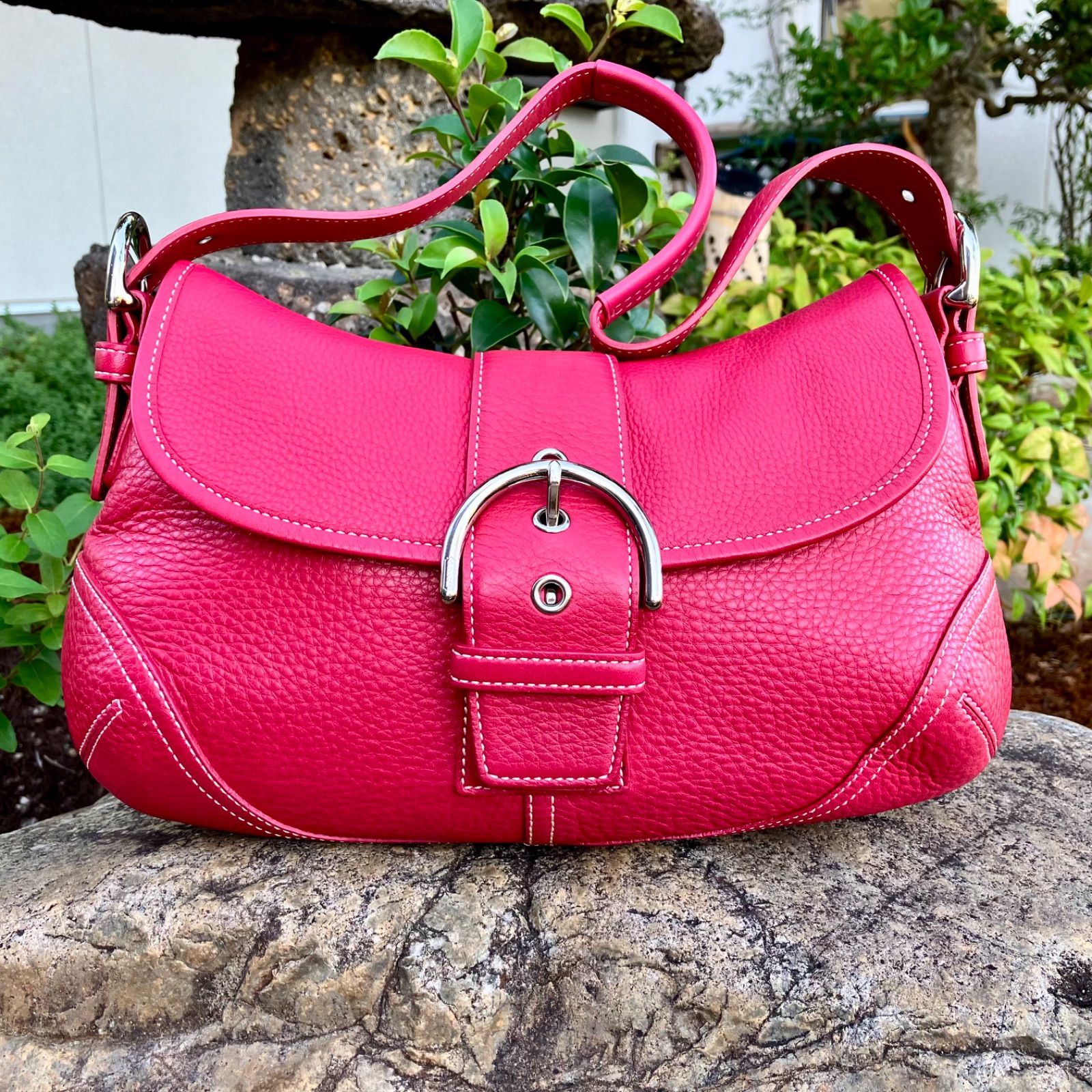 Coach Vintage Magenta Pink Leather Soho Flap Shoulder Bag y2k DECORATOM_COM_BR
