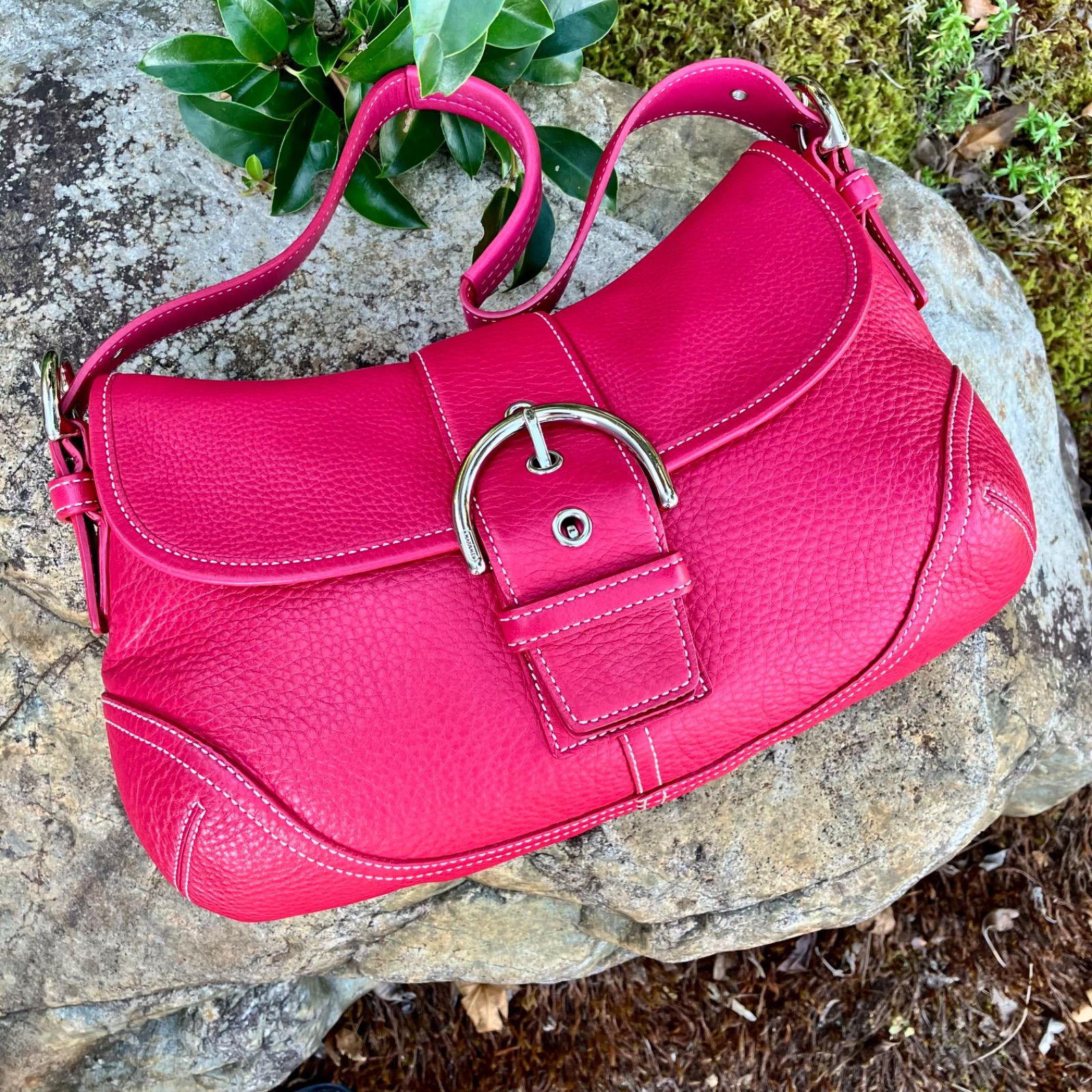 Coach Vintage Magenta Pink Leather Soho Flap Shoulder Bag y2k