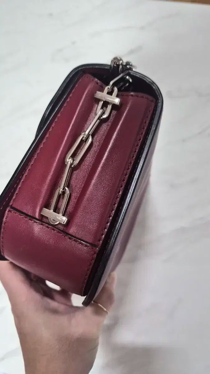 ヴァレンティノ クロスバッグ