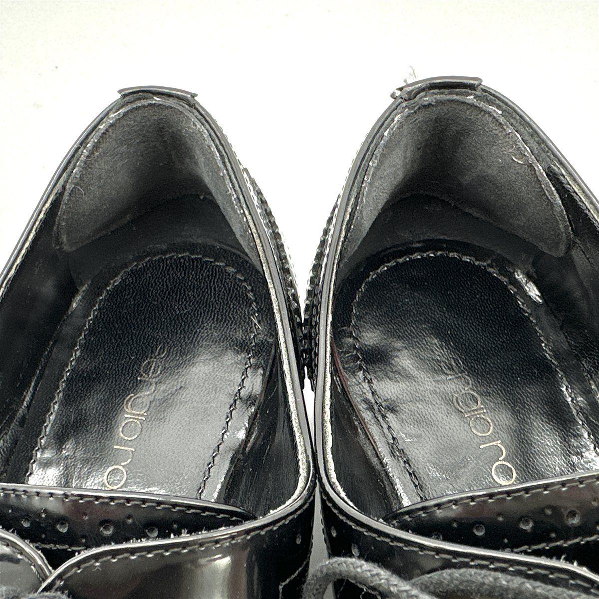 レースアップ ウイングチップ