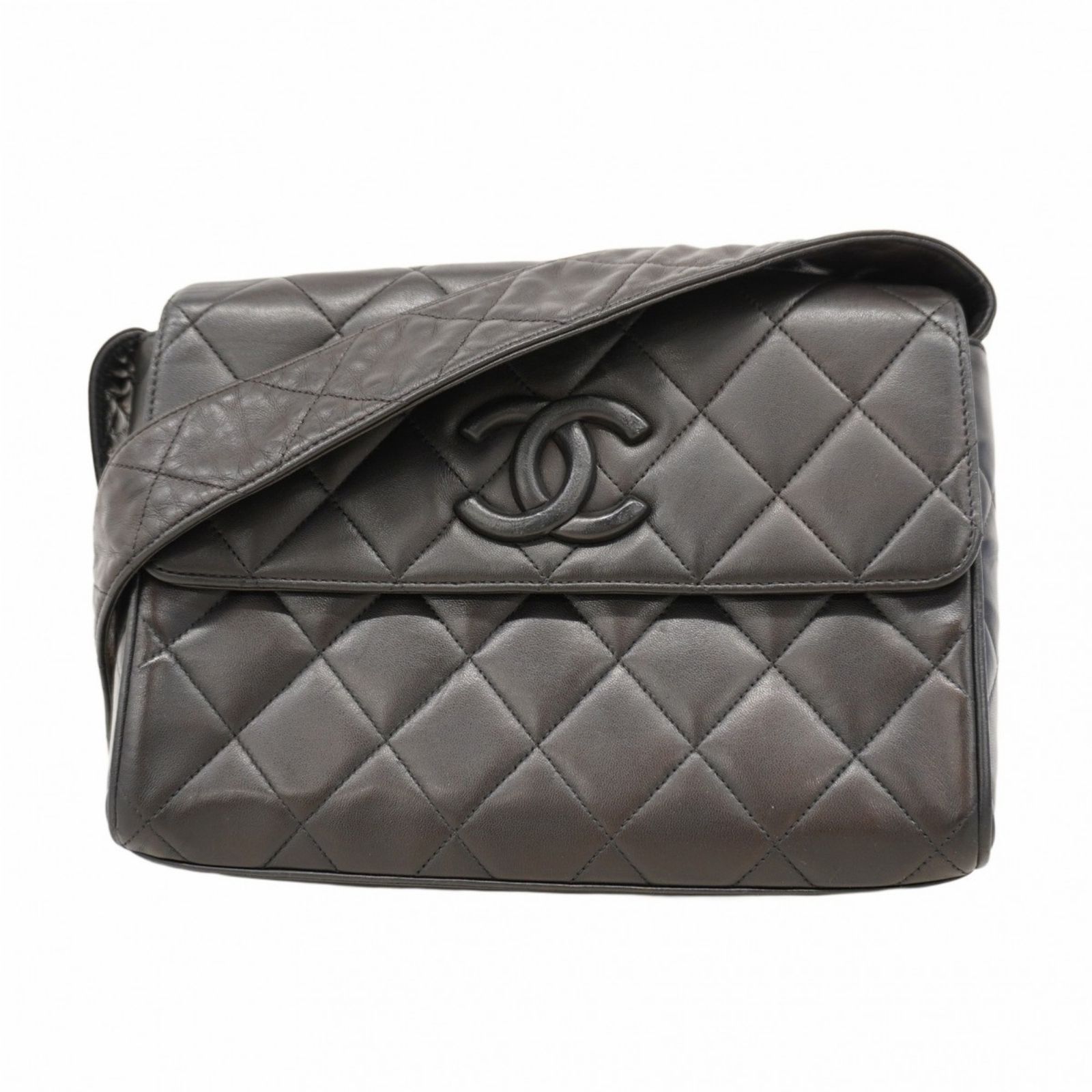 シャネル Chanel シャネル ショルダーバッグ マトラッセ ラムスキン ブラック レディース P1584613