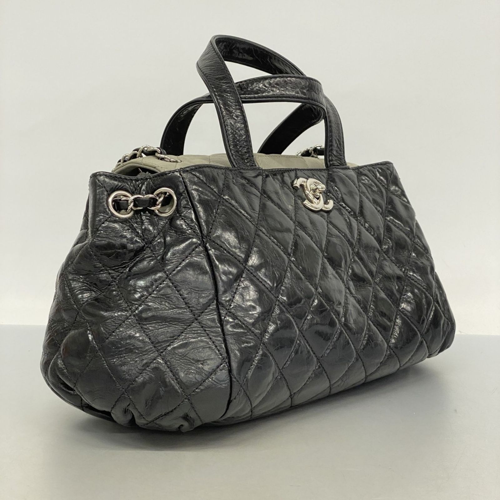 シャネル Chanel シャネル ハンドバッグ マトラッセ チェーンショルダー カーフスキン ブラック グレー 2wayバッグレディース P1587667