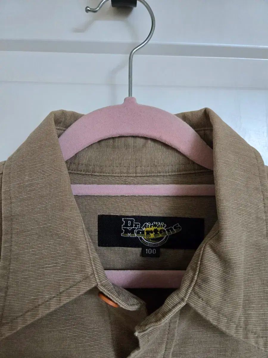 DR. MARTENS ドクターマーチン ブラウン バイ 長袖 シャツ