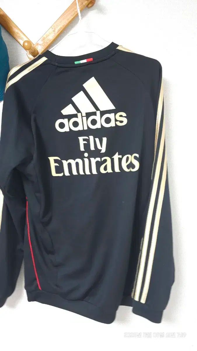 アディダス ACミラン