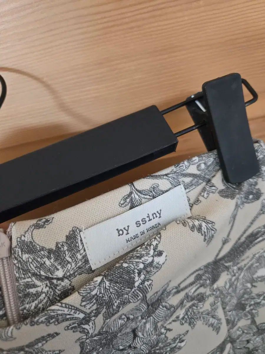 バイシーニ フラワー パータン A LINE スカート