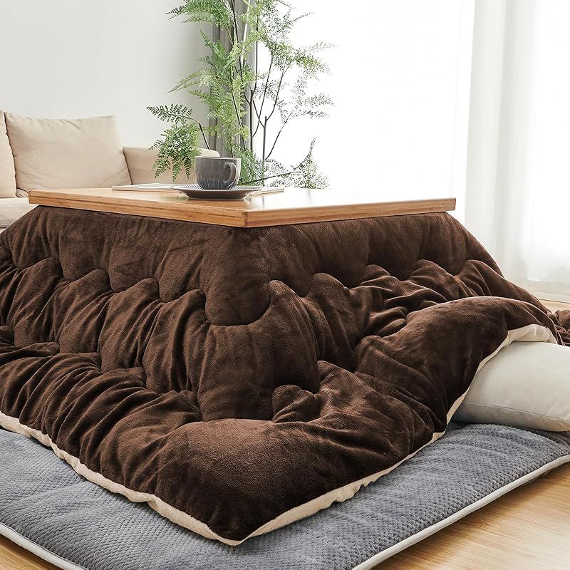 Keusnix こたつ布団 正方形 210×210cm 単品売り 発熱綿使用 高密度フランネル こたつ掛け布団 リバーシブル 両面使える 高い保温性 ふわふわ ぽかぽか 撥水防ダニ加工 抗菌防臭 洗える 静電気防止 毛抜けない こたつふとん 火燵布団 ブラウン