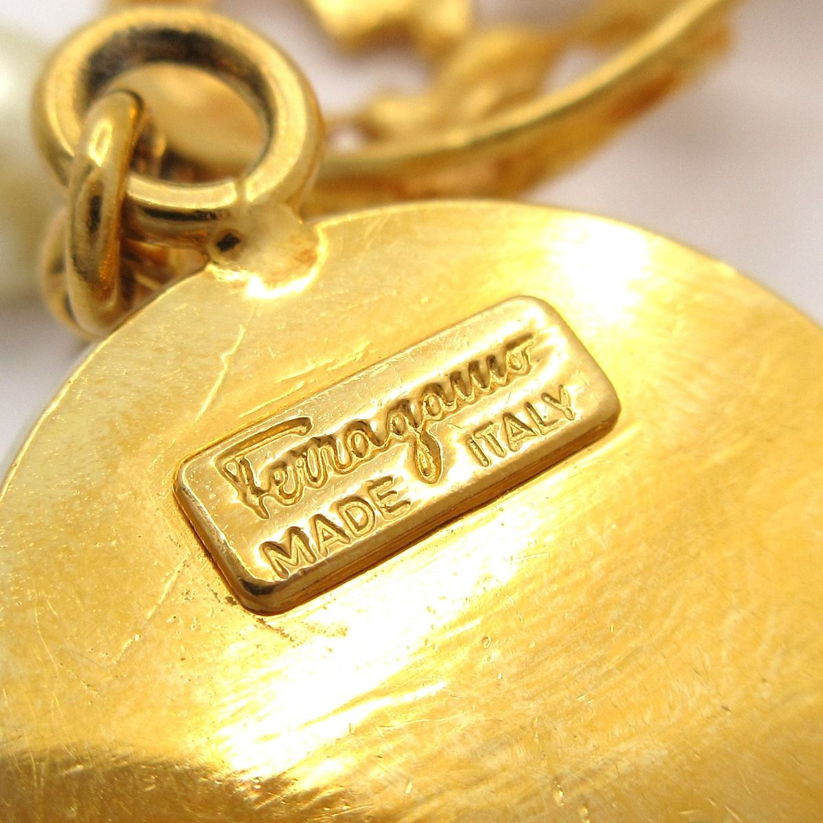 FERRAGAMO SalvatoreFerragamo サルバトーレフェラガモ ブレスレット - ゴールド×アイボリー WWW_SHINETEETH_COM