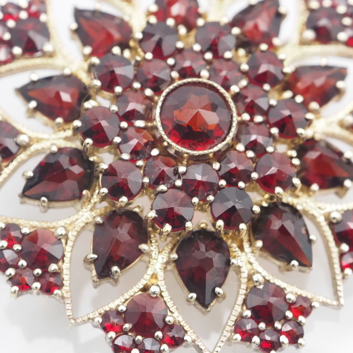 フラワー ゴールド