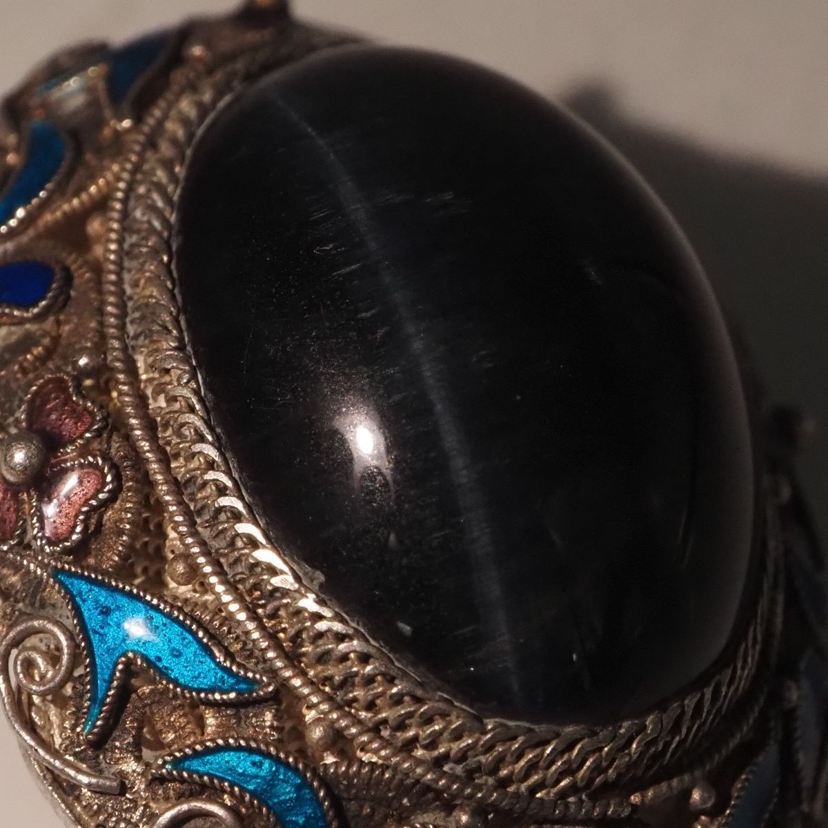 H455 ブラックストーン 七宝 SILVER刻印 ブローチ フィリグリー 銀線細工 デザイン シルバー ヴィンテージ FORTGASGNV_COM_BR